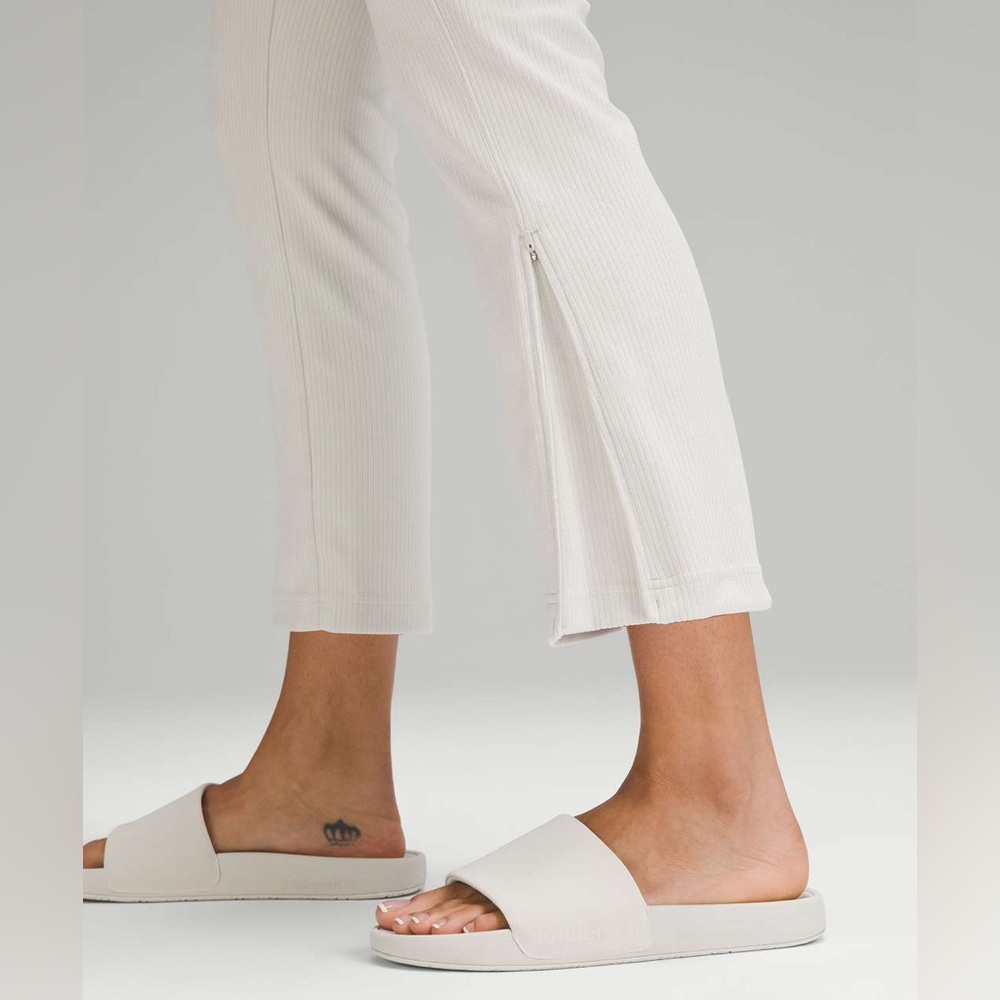 Lululemon Ribbed Softstreme Zip-Leg High-Rise Cropped Pants 25"